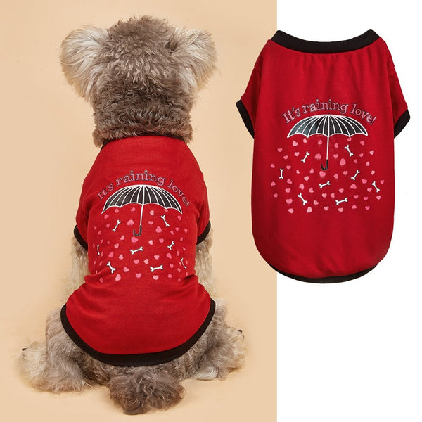 It's Raining Love! Puppy Christmas T-shirt